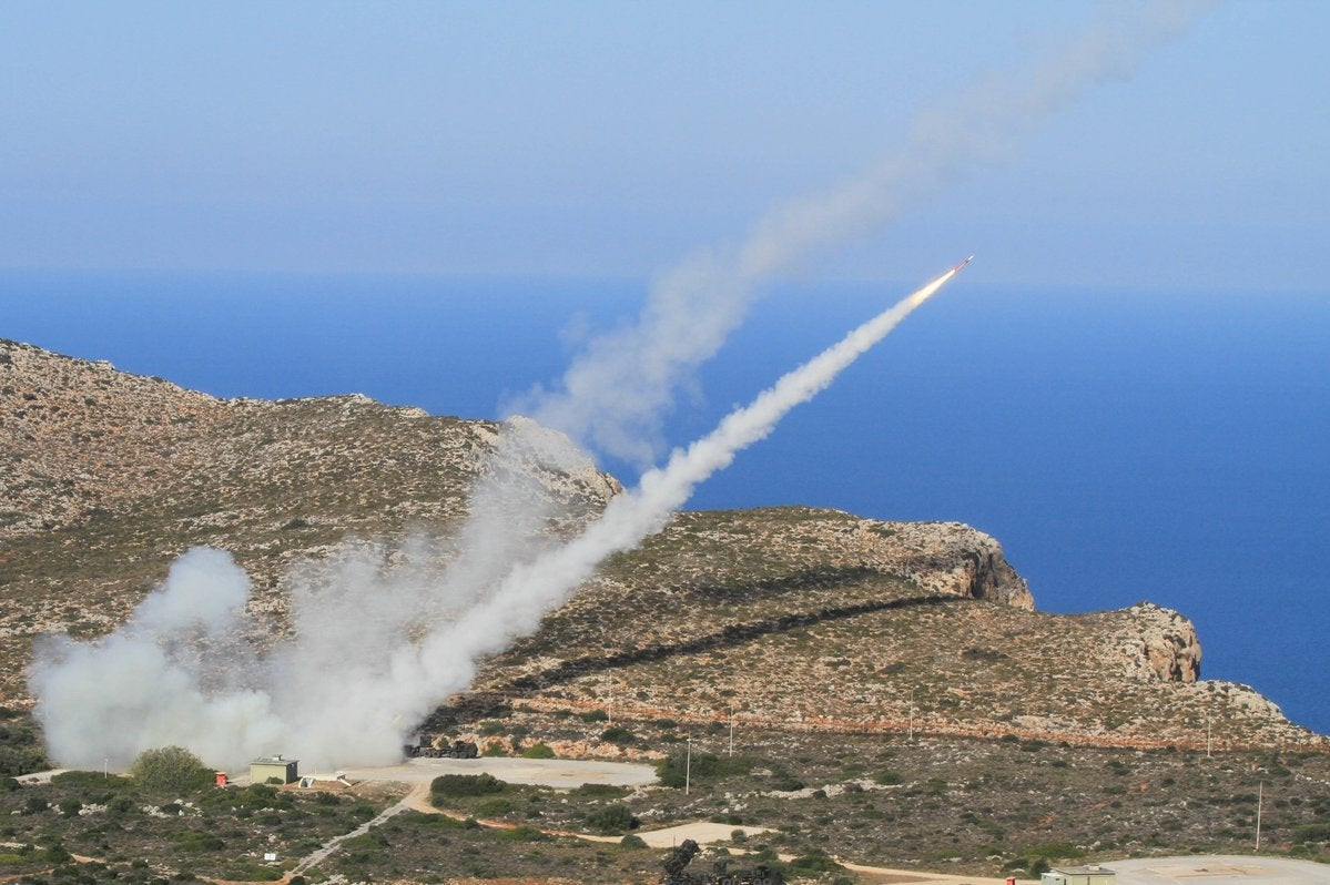 Ετοιμάζονται για εμπλοκή στα Στενά με αιχμή του δόρατος την Ελλάδα – ΝΑΤΟϊκή κόλαση πυρός στη Κρήτη σήμανε γενικό συναγερμό στην Τουρκία